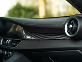 Alfa Romeo Romeo Giulia 2.9 V6 Quadrifoglio thumbnail 45