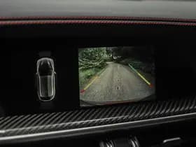 Alfa Romeo Romeo Stelvio 2.9 V6 AWD Quadrifoglio thumbnail 12