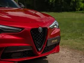 Alfa Romeo Romeo Stelvio 2.9 V6 AWD Quadrifoglio thumbnail 18