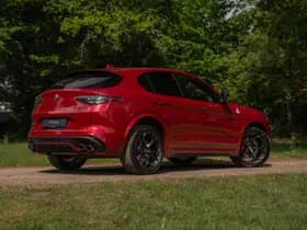 Alfa Romeo Romeo Stelvio 2.9 V6 AWD Quadrifoglio thumbnail 25