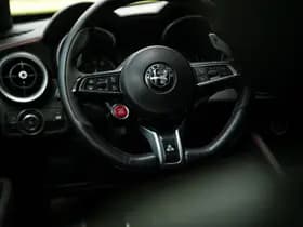 Alfa Romeo Romeo Stelvio 2.9 V6 AWD Quadrifoglio thumbnail 38