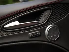 Alfa Romeo Romeo Stelvio 2.9 V6 AWD Quadrifoglio thumbnail 40