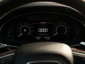 Audi RS Q8 4.0 TFSI Quattro thumbnail 11