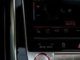 Audi RS Q8 4.0 TFSI Quattro thumbnail 45