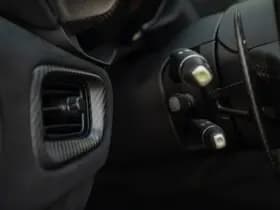 Aston Martin Vantage 4.0 V8 thumbnail 33