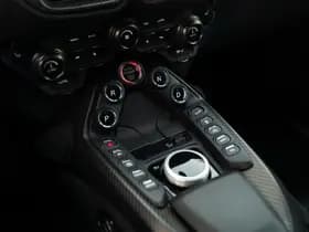 Aston Martin Vantage 4.0 V8 thumbnail 40