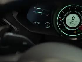 Aston Martin Vantage 4.0 V8 thumbnail 43