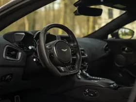 Aston Martin Vantage 4.0 V8 thumbnail 7