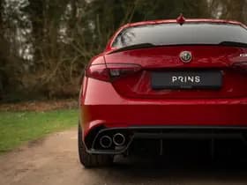 Alfa Romeo Romeo Giulia 2.9 V6 Quadrifoglio thumbnail 26