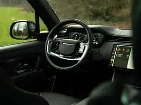 Land Rover Range Rover 3.0 P550e Autobiography PHEV MY26 thumbnail 34