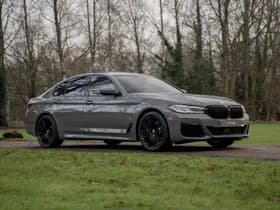 BMW 5-serie 530i xDrive High Executive | M Sport thumbnail 16
