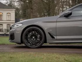 BMW 5-serie 530i xDrive High Executive | M Sport thumbnail 17