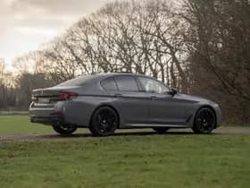 BMW 5-serie 530i xDrive High Executive | M Sport thumbnail 4