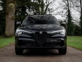 Alfa Romeo Romeo Stelvio 2.9 V6 AWD Quadrifoglio thumbnail 2