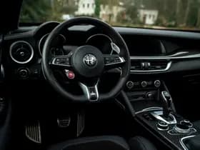 Alfa Romeo Romeo Stelvio 2.9 V6 AWD Quadrifoglio thumbnail 11