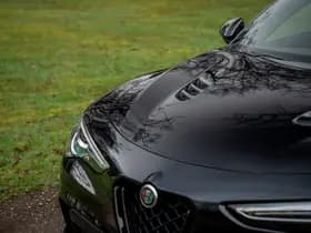Alfa Romeo Romeo Stelvio 2.9 V6 AWD Quadrifoglio thumbnail 24