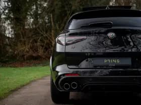 Alfa Romeo Romeo Stelvio 2.9 V6 AWD Quadrifoglio thumbnail 30