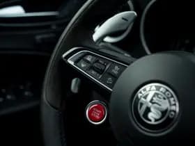 Alfa Romeo Romeo Stelvio 2.9 V6 AWD Quadrifoglio thumbnail 32