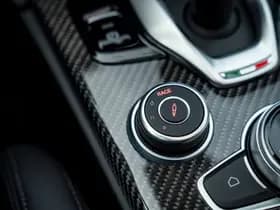 Alfa Romeo Romeo Stelvio 2.9 V6 AWD Quadrifoglio thumbnail 55