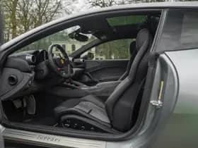 Ferrari GTC4Lusso T 3.9 V8 thumbnail 8