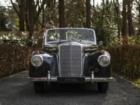 Mercedes-Benz 220 Cabriolet A 220 Cabriolet A W187 | Curved windshield thumbnail 2