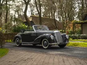 Mercedes-Benz 220 Cabriolet A 220 Cabriolet A W187 | Curved windshield thumbnail 13