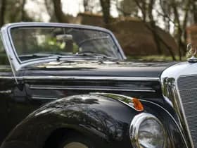 Mercedes-Benz 220 Cabriolet A 220 Cabriolet A W187 | Curved windshield thumbnail 14