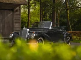 Mercedes-Benz 220 Cabriolet A 220 Cabriolet A W187 | Curved windshield thumbnail 18