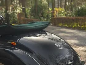 Mercedes-Benz 220 Cabriolet A 220 Cabriolet A W187 | Curved windshield thumbnail 32