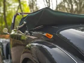 Mercedes-Benz 220 Cabriolet A 220 Cabriolet A W187 | Curved windshield thumbnail 34