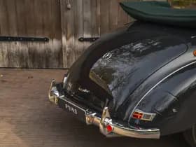 Mercedes-Benz 220 Cabriolet A 220 Cabriolet A W187 | Curved windshield thumbnail 36