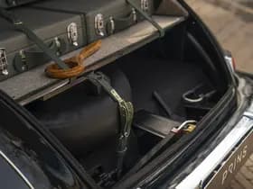 Mercedes-Benz 220 Cabriolet A 220 Cabriolet A W187 | Curved windshield thumbnail 53