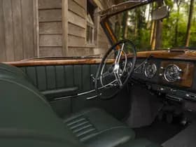 Mercedes-Benz 220 Cabriolet A 220 Cabriolet A W187 | Curved windshield thumbnail 58