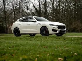 Maserati Levante 3.0 V6 Modena S AWD thumbnail 16