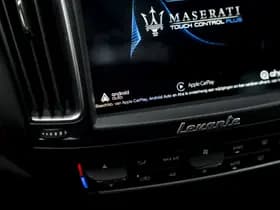 Maserati Levante 3.0 V6 Modena S AWD thumbnail 37