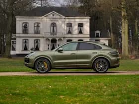 Porsche Cayenne Coupé 4.0 Turbo S E-Hybrid | PTS Oak Green