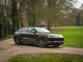 Porsche Cayenne Coupé 4.0 Turbo S E-Hybrid | PTS Oak Green thumbnail 19
