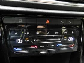 Volkswagen T-roc thumbnail 25