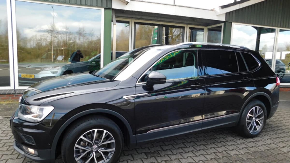 Volkswagen Tiguan — foto 1