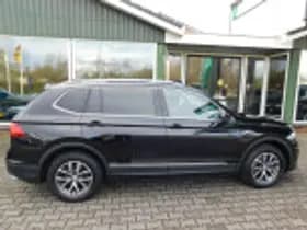 Volkswagen Tiguan thumbnail 49