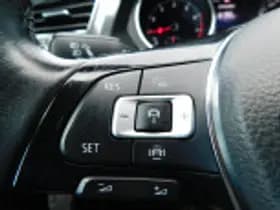 Volkswagen Tiguan thumbnail 60