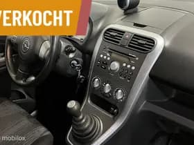 Opel Agila 1.2 Edition [ NAP trekhaak airco LM ] thumbnail 16