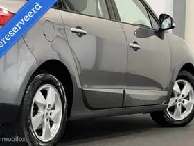 Renault Scenic 1.6 Dynamique [ NAP trekhaak climate cruise ] thumbnail 32