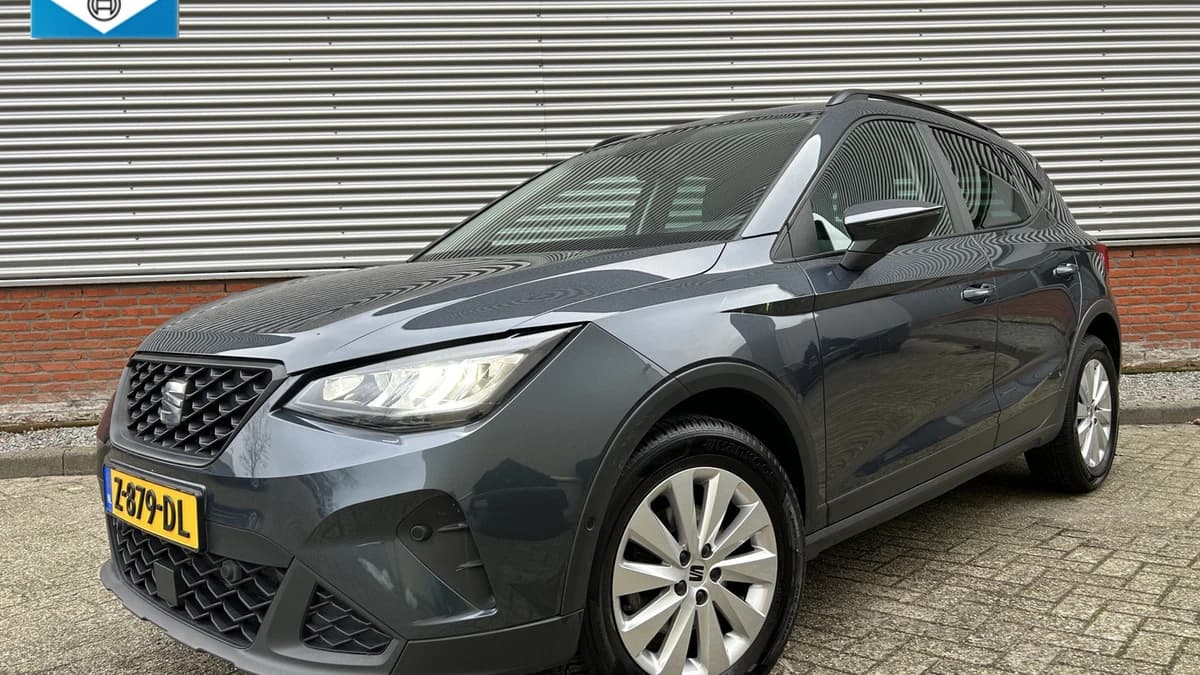 SEAT Arona 1.0 TSI Style Business Intense — foto 1