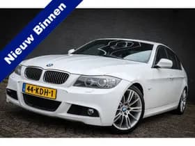 BMW 3 Serie 325i Business Line M Sport Net binnen - Nu al te bezichtigen