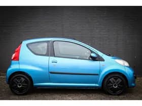 Peugeot 107 1.0-12V XS Net binnen - Nu al te bezichtigen thumbnail 2