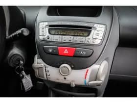 Peugeot 107 1.0-12V XS Net binnen - Nu al te bezichtigen thumbnail 8