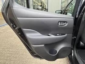 Nissan Leaf Tekna 40 kWh thumbnail 18