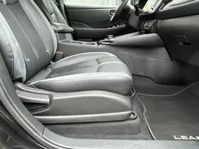 Nissan Leaf Tekna 40 kWh thumbnail 27