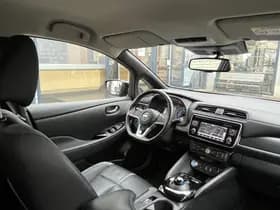 Nissan Leaf Tekna 40 kWh thumbnail 31